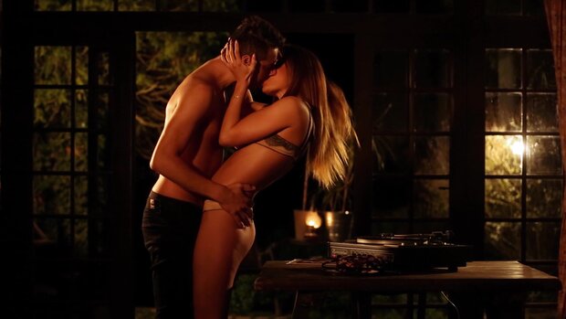 SINFUL XXX - A Touch Of Lust - DVD - Roma Amor